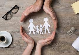 hands round family